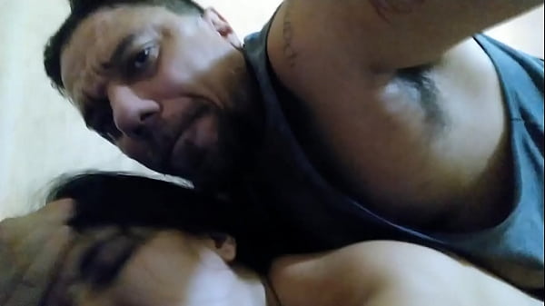 FIRST THE BREAST IN BLUEZAO GOSTOS&Atilde;O THEN COMES THE SHING