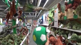 vibrating panties while shopping - flashing fun with monster pub