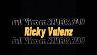 bored mexican babe got drilled while looking social media.