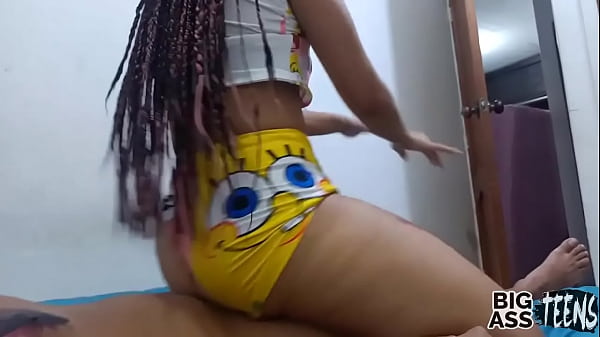 My stepsister gets the wrong bed, I look at her big ass and fuck her doggy style and reverse her pussy