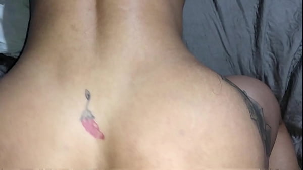 BIANCA HAVE SEX WITH A DELIVERY FAN