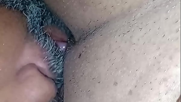 COUPLE COMING TOGETHER SHE DOING SQUIRT HE COMING AND SHKING ALL/horrana squirt.
