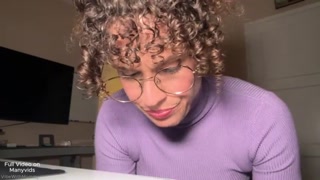 gorgeous yummy mummy comparess condom vs. no condom