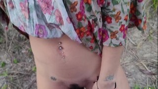 Hot Outdoor Quickie: Fast And Fierce Fuck Session