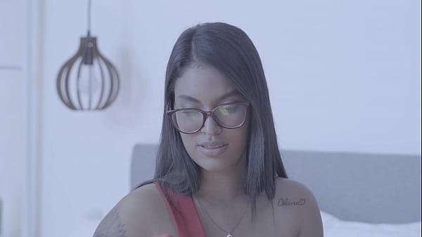 Behind The Scenes Of Corretores With Hot Bruna Lopes