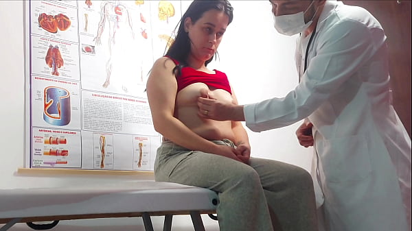 Gynecologist sticks finger in ass and fucks patient!