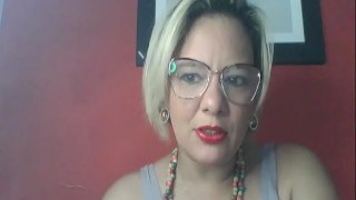 Hot Sister-In-Law Reveals Her Steamy Body
