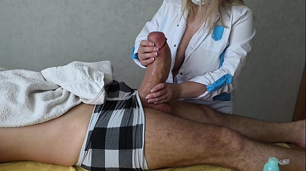 masseuse finally gets her hands on the monster cock she&rsquo;s been dreaming about