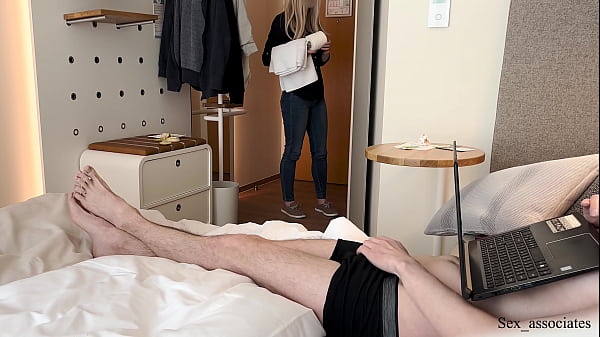 poor naive hotel maid gets played by a fake producer she had no clue