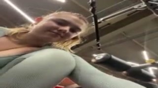 crazy screwing in the gym