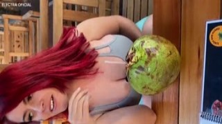 i found this hottie and asked her to go to the bathroom with me she is very bad