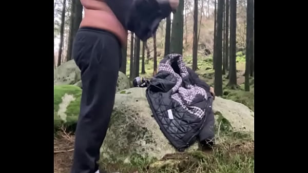 taking everything off outdoors hope nobody saw me