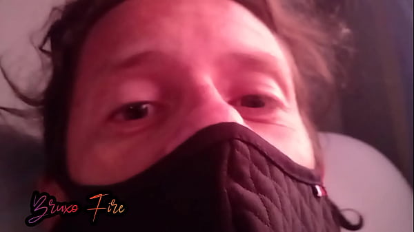 Married Woman Stares At My Cock On The Bus