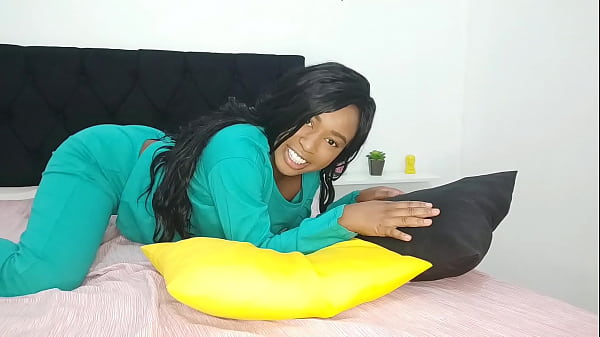 Horny teen masturbating. (Watch full on xv/red)