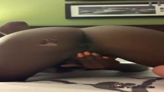 kashofficials twerking teasing and masturbating with her fat clit